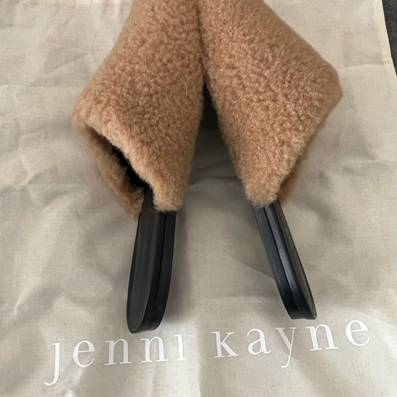 Jenni Kayne shearling mules NIB 39 natural - Picture 3 of 6